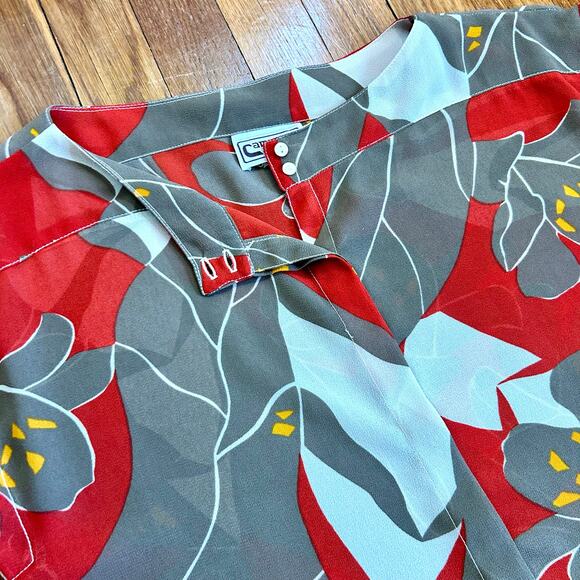 Vintage Campus Casuals Blouse – Red, White & Gray Abstract Floral – 1960s - Picture 9 of 16